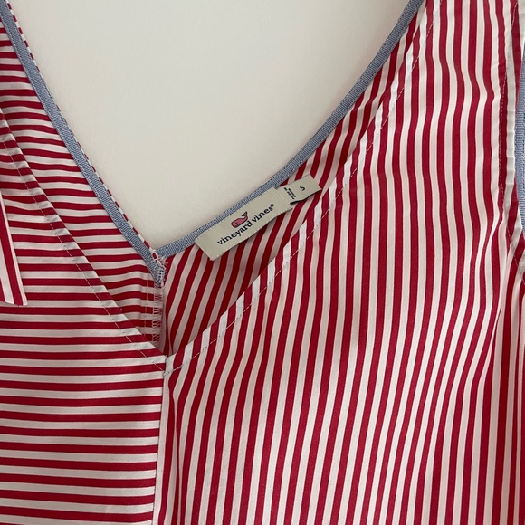 NWOT Vineyard Vines Red Stripes Top with Shoulder Tie Bow Size: Small - Picture 4 of 4